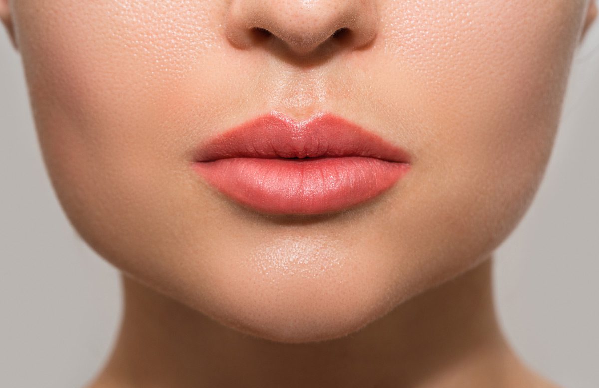 Woman-with-full-lips-after-Restylane-Kysse-treatment